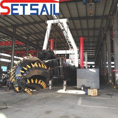 Dredger de sucção de corte de 16 polegadas com fluxo de água do boom de âncora 2500 metros cúbicos Tipo de potência a diesel
