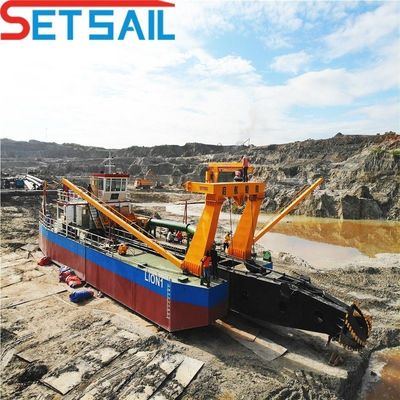32 polegadas fluxo de água 7500m3 cortador sucção lama dragadora para areia do rio em moeda dos EUA