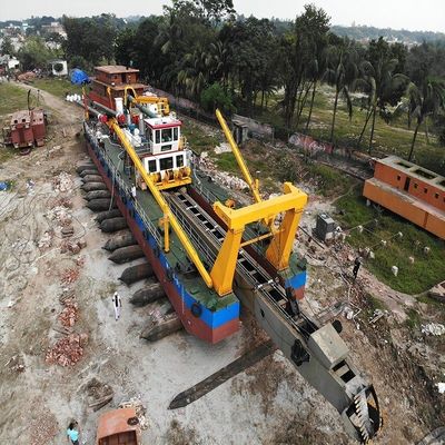 US 100000/Set Dredger hidráulico Diesel Enigne personalizado com bomba de sucção e vara de âncora