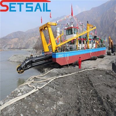 300m3 Capacidade 1,5m Altura Motor diesel Controle hidráulico 10 polegadas cortador Sucção dragadora