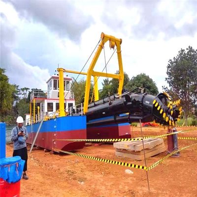 Motor a diesel 8 / 12/14 / 16/18/20/26 Inch River Sand / Lake Mud / Cutter Suction Dredger para projetos de dragagem