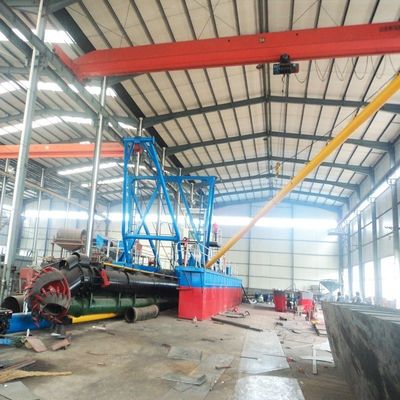 300 M3 Capacidade sólida Motor Diesel Potência 12 polegadas Cortador Sucção dragadora para reembolsos