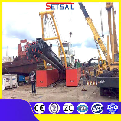 Dredger de areia de sucção de 12 polegadas com carrinho Cumins 200kw Potência do motor auxiliar