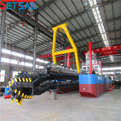 Dredger de lama de sucção de cortador de 12 polegadas com 108kw de potência diesel e cabeça de cortador de trabalho pesado