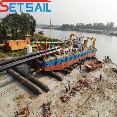 10 Inch Cutter Suction River Mud Dredger para dragagem Largura total 5,5m Altura total 1,48m