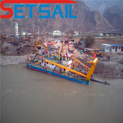 Dredger de sucção de 26 polegadas para o lago de areia 1200m3 Capacidade do solo 6000m3 Fluxo de água da bomba