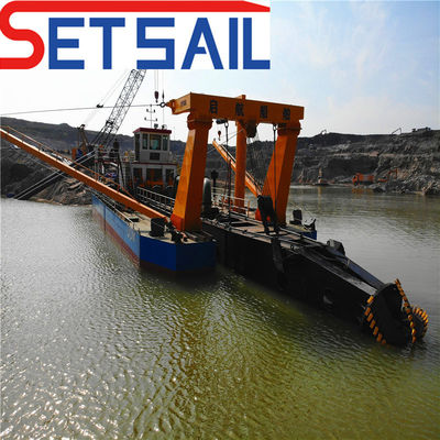 Hydrocyclone 26inch Diesel Power 6000m3 Dredger de fluxo de água com cortador e bomba de sucção