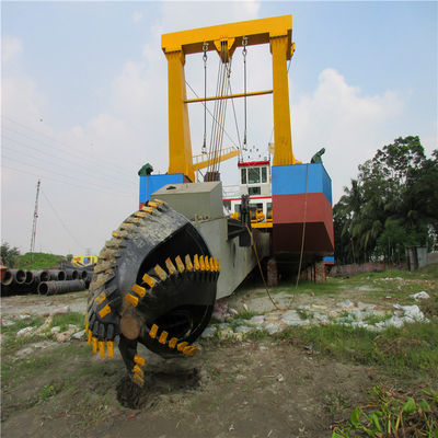 Dredger de sucção de 32 polegadas com gerador de Cummins Harbour 103kw e fluxo de água de 7500m3