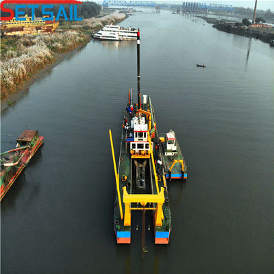 Dredger de areia de sucção de 28 polegadas com deslocamento de 447 t e sistema hidráulico Rexroth