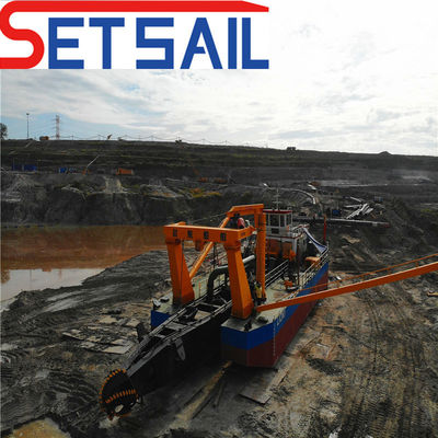 Fluxo de água 6000m3 Dredger de sucção de corte de 26 polegadas com cabeça de 54m e tipo de potência a diesel