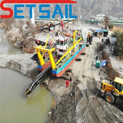 Dredger de sucção de 24 polegadas com motor diesel, guincho hidráulico e bomba de areia ciclônica