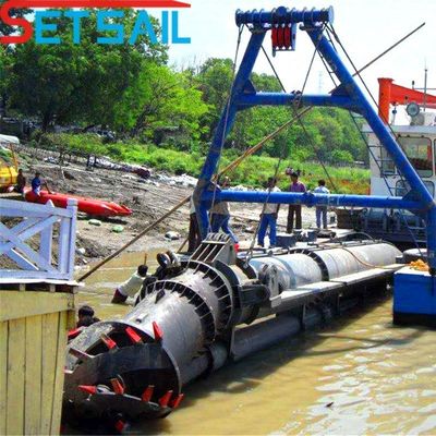 Dredger de sucção de 24 polegadas para cabeça de cortador hidráulico no reservatório do porto de River Lake