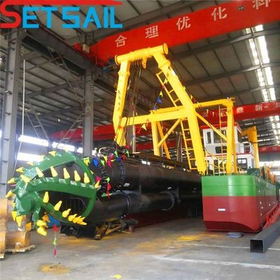 Dredger de sucção de 24 polegadas para cabeça de cortador hidráulico no reservatório do porto de River Lake