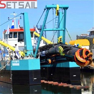 Sistema de controlo hidráulico Motor diesel Cortador de potência Sucção Dragadora de areia com ciclone