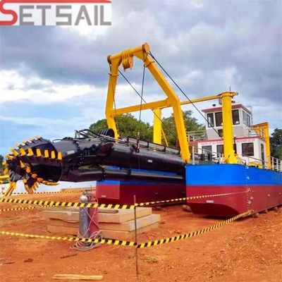 Sistema de controlo hidráulico Motor diesel Cortador de potência Sucção Dragadora de areia com ciclone