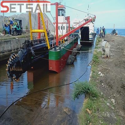 895 kW Potência do motor principal Alta capacidade 750m3 18 Inch Cutter Suction Dredger com bomba