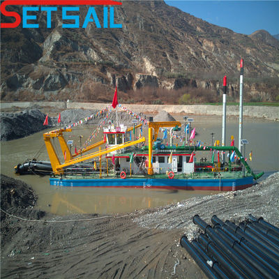 Hydraulic 20 Inch River Cutter Suction Dredger solicitação personalizada e placa lateral de 10 mm