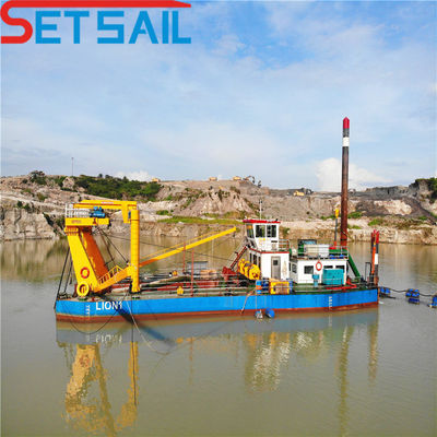 Dredger de sucção de corte de 20 polegadas com profundidade de dragagem de 15 metros de distância direta