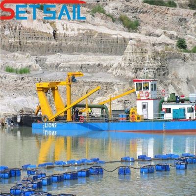 Dredger de sucção de corte de 20 polegadas com profundidade de dragagem de 15 metros de distância direta