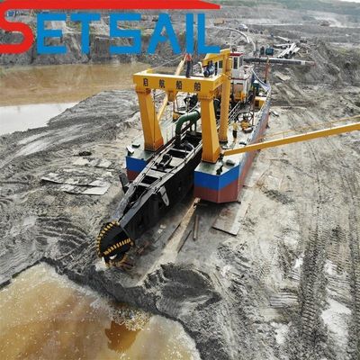 18 Inch Cutter Suction Dredger com capacidade de bomba de areia do rio e Cumins 1137 kW motor
