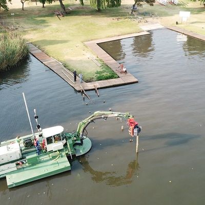 Excavadora de areia anfíbia de potência hidráulica para o rio de desempenho e função personalizados