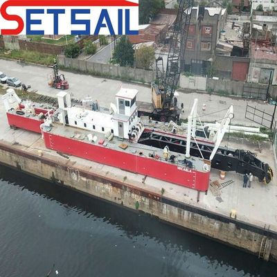 Dredger de areia de sucção de 18 polegadas com guindaste de convés QHCSD-477 700m3 Capacidade 700m3
