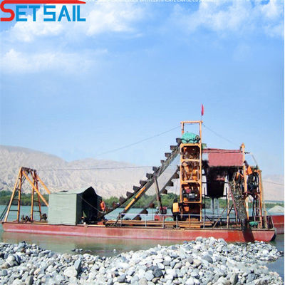 Dredger de areia e ouro para o projeto de mineração fluvial QHSD-16 Capacidade 60m3-500m3