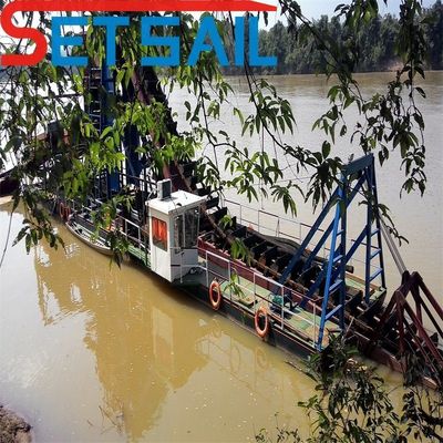Largura 4.5m-10m Customizado Chain Bucket River Gold Mining Dredger com chuveiro de agitação