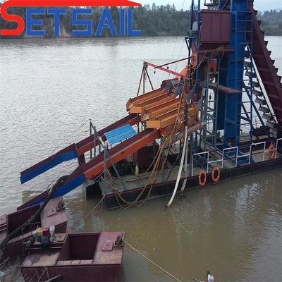 Hydrocyclone Gold Diamond Mining Dredger com comprimento total de 24-38m e chuveiro de agitação
