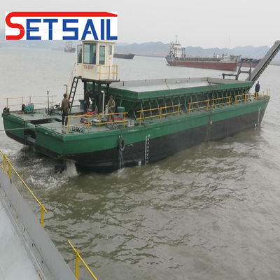 Barca de areia fluvial de auto descarregamento de 12 kn/h com carga máxima de 500 toneladas e potência do motor diesel